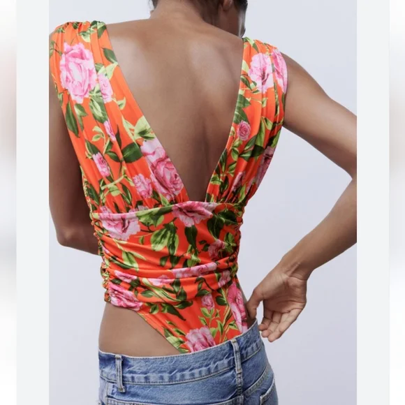🆕️ Zara Floral Bodysuit - Picture 2 of 3